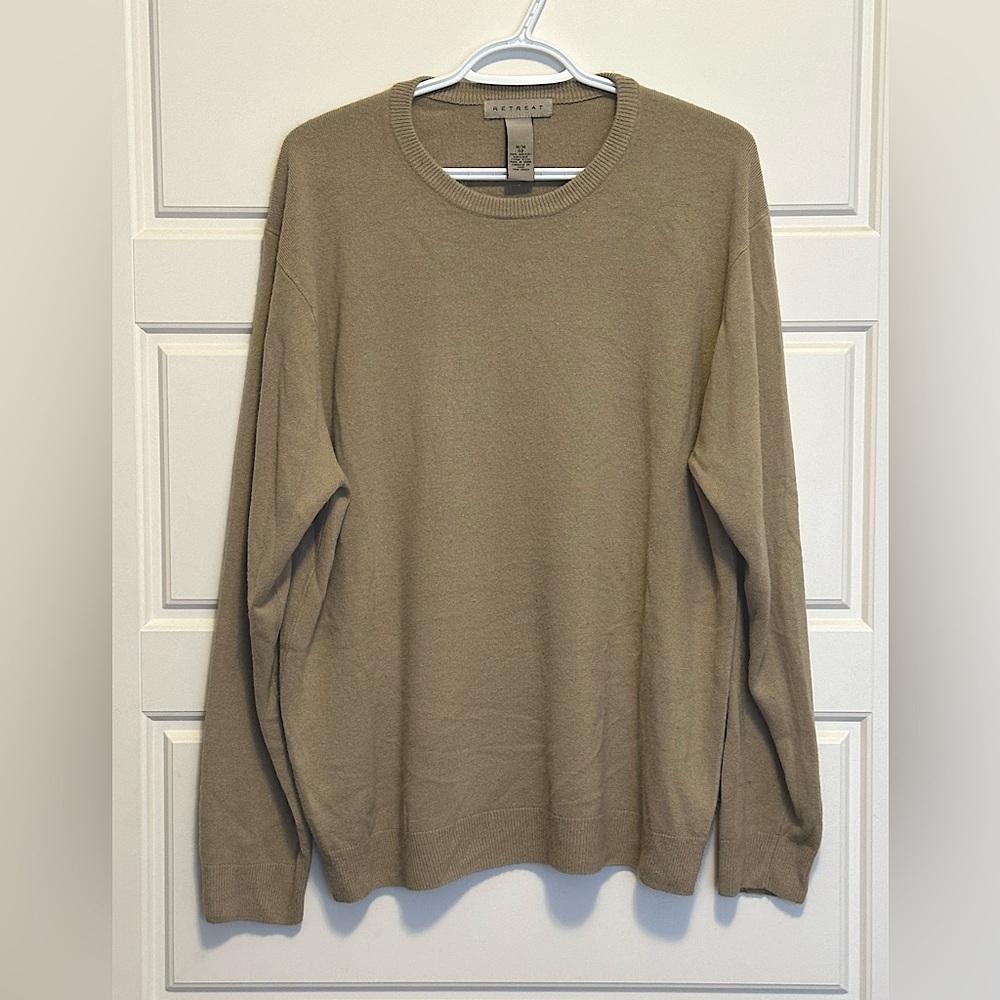 Tan Crewneck Pullover Sweater, men’s size medium